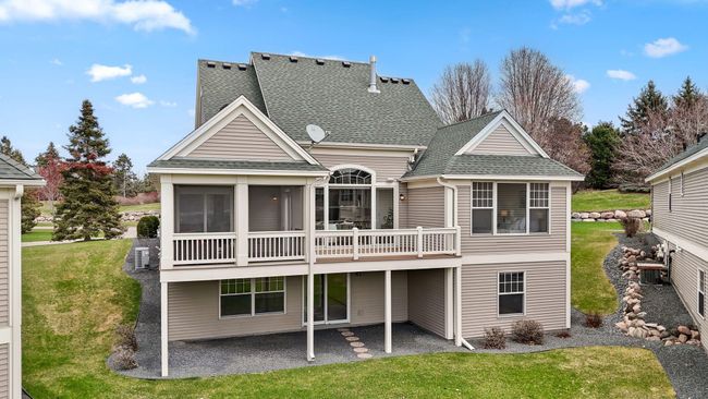 9946 Wellington Ln, Townhouse with 4 bedrooms, 3 bathrooms and null parking in Woodbury MN | Image 44