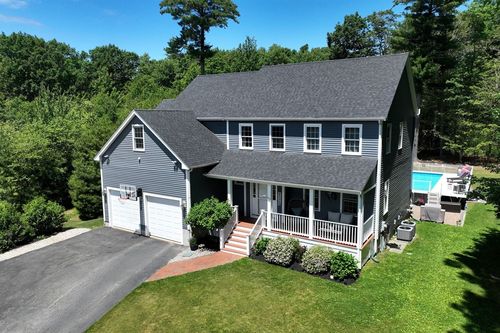 24 Laurelwood Dr, Norwell, MA, 02061-1043 | Card Image
