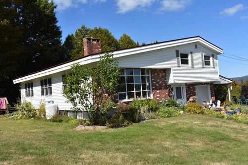 623 Vail Dr, Lyndonville, VT, 05851-9237 | Card Image