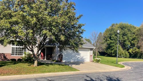 2000 Prairie Ln Sw, Willmar, MN, 56201-5262 | Card Image