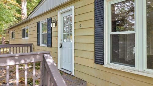 9 Greenwich Dr, High Bridge, NJ, 08829-1607 | Card Image