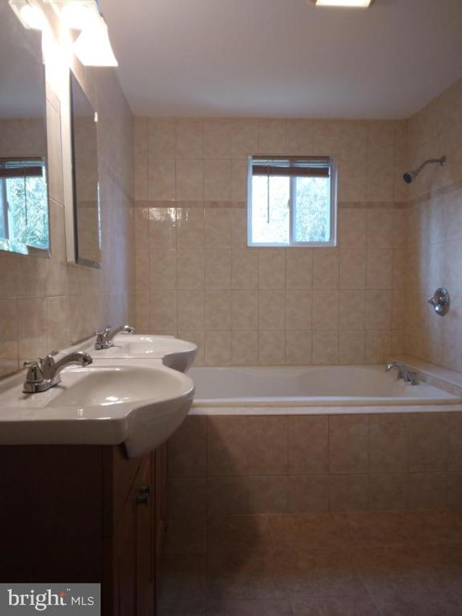 307 Westview Ave, House other with 3 bedrooms, 1 bathrooms and null parking in BRISTOL PA | Image 19