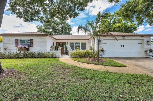9244 79th Ave, SEMINOLE, FL, 33777-4008 | Card Image
