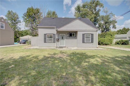 713 N Rocky River Dr, Berea, OH, 44017-1644 | Card Image