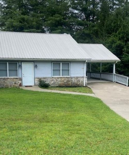 117 Wood Ln, Sparta, TN, 38583-9017 | Card Image