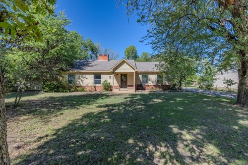 955 Jefferson St E, Sulphur Springs, TX, 75482-2900 | Card Image
