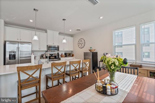 unit-b-10411 Resort Rd, ELLICOTT CITY, MD, 21042-2650 | Card Image