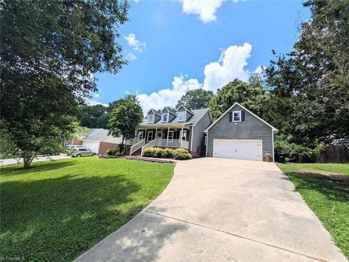 6006 Westhaven Ln, Trinity, NC, 27370-9665 | Card Image