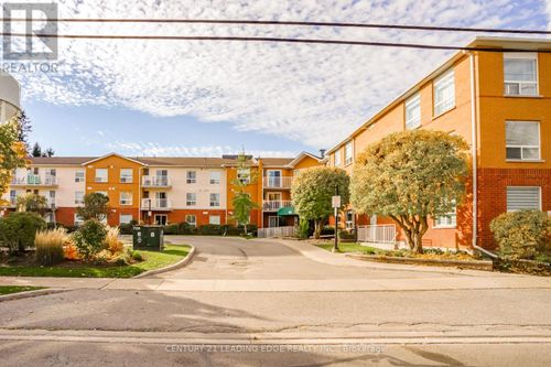 301-95 Wellington Street W, Clarington (Bowmanville), ON, M5H1J8 | Card Image