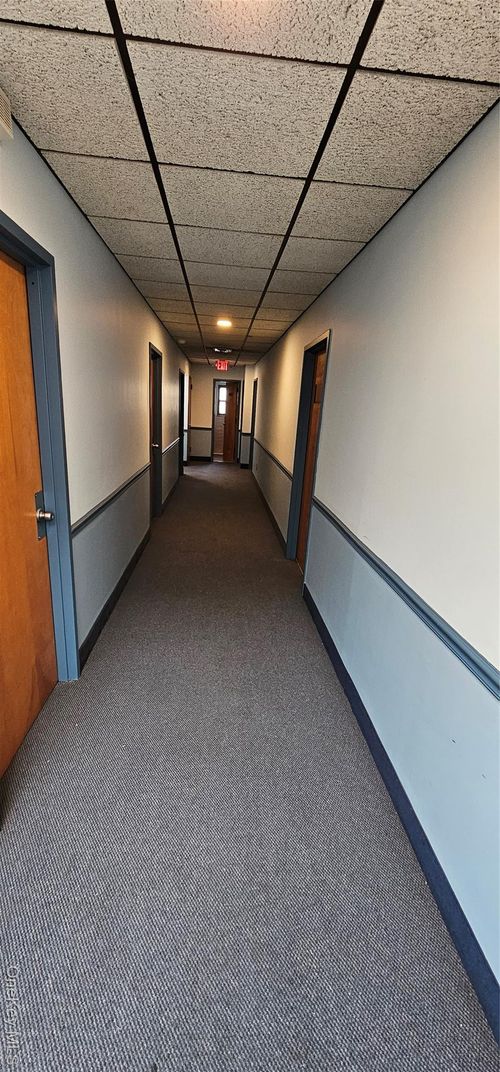 125 Front St, Massapequa Park, NY, 11762-2761 | Card Image