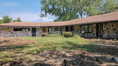 3910 Comanche Ct Sw, Grandville, MI, 49418-1835 | Card Image