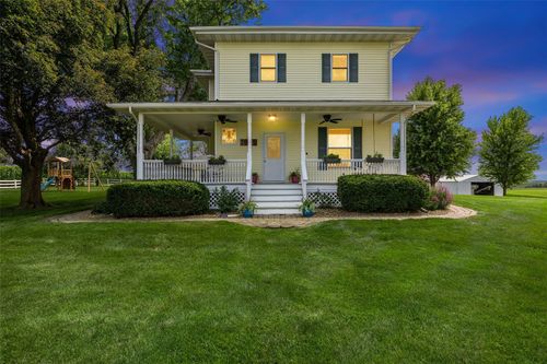 1424 240th St, Tipton, IA, 52772-9307 | Card Image