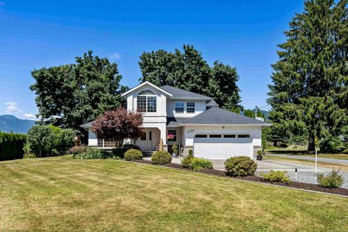 47625 Fairfield Rd, Chilliwack, BC, V2P7Z7 | Card Image