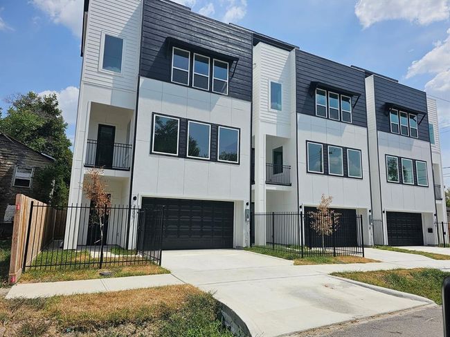 3206 Mcilhenny St, Home with 0 bedrooms, 0 bathrooms and null parking in Houston TX | Image 7