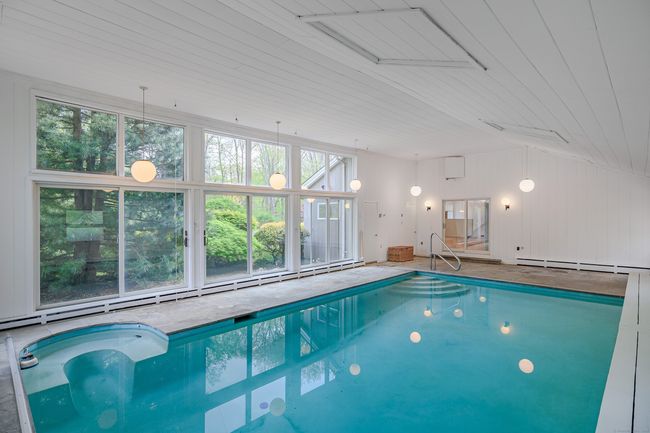 7 Maplecrest Dr, House other with 4 bedrooms, 5 bathrooms and 6 parking in Danbury CT | Image 10