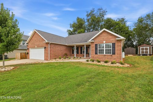 210 Barberry Ct, Maryville, TN, 37804-4706 | Card Image