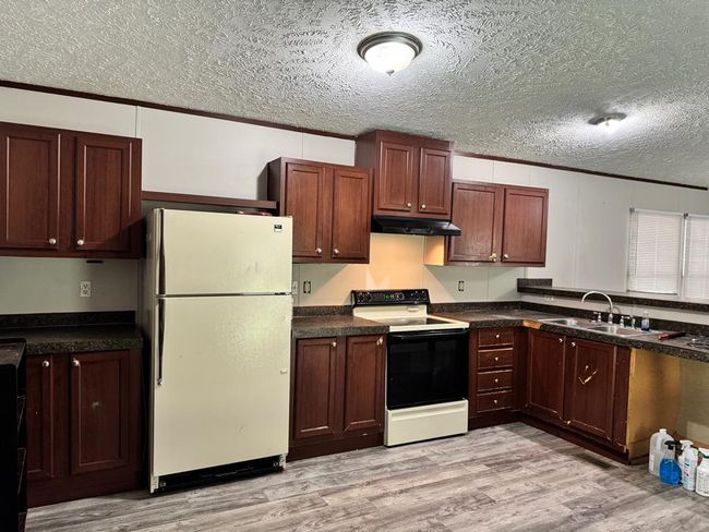 1101 Franklin Loop, House other with 3 bedrooms, 2 bathrooms and 1 parking in Clarkrange TN | Image 4