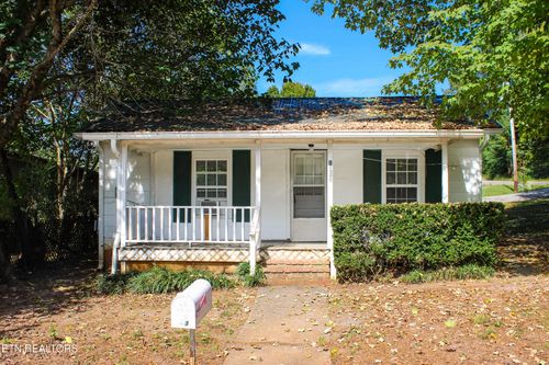 1013 Bell Ave, Lenoir City, TN, 37771-3104 | Card Image