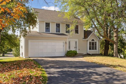 5071 Arrowood Ln N, Plymouth, MN, 55442-2226 | Card Image