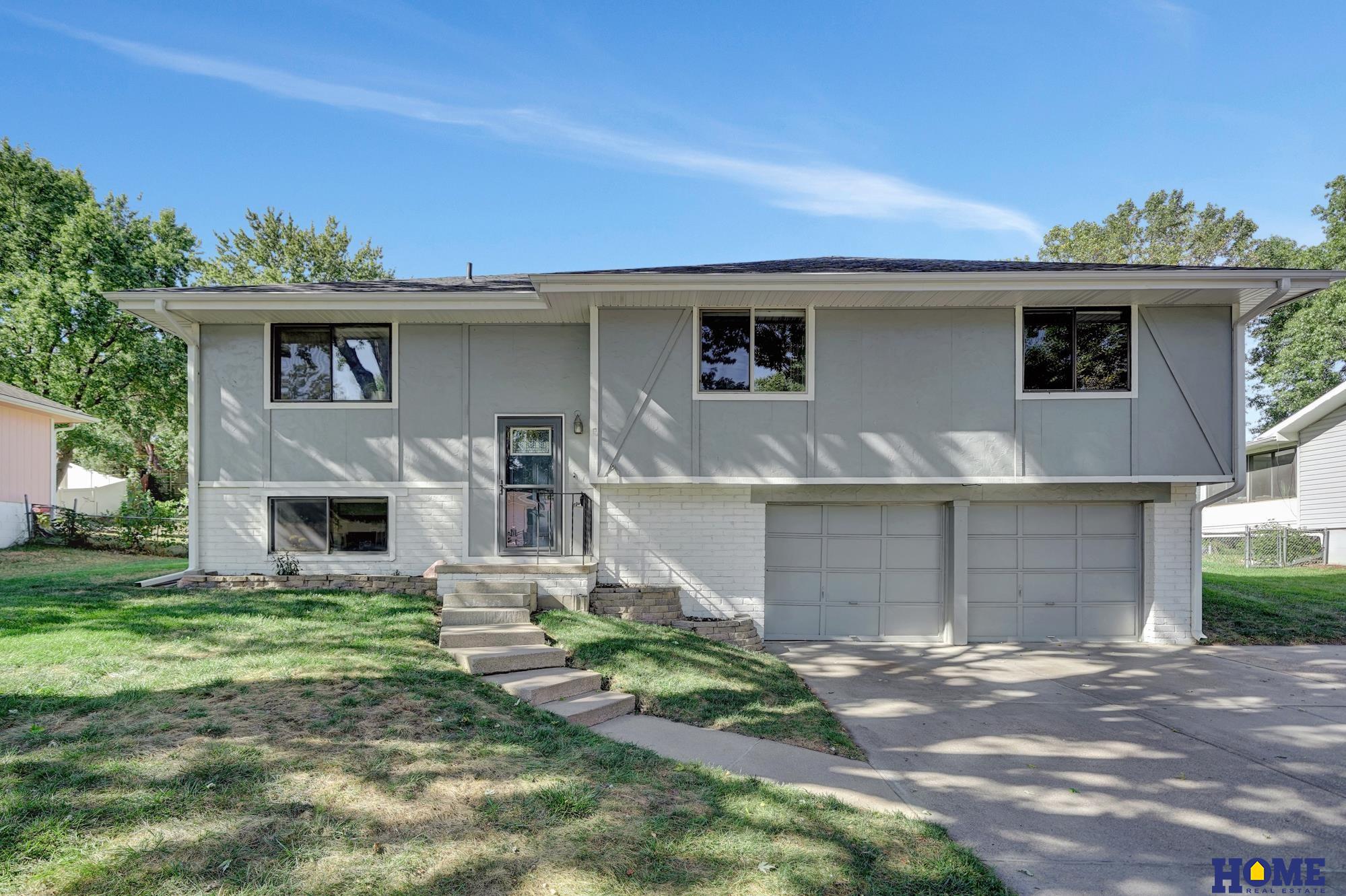Briar Rosa Dr, Lincoln, NE 68516