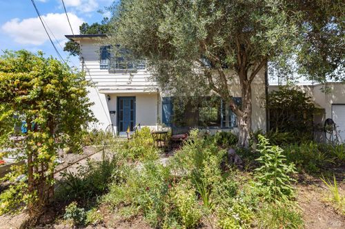 2053 Humboldt Street, Santa Rosa, CA, 95404 | Card Image