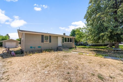 112 N 9th St, Hamilton, MT, 59840-2326 | Card Image