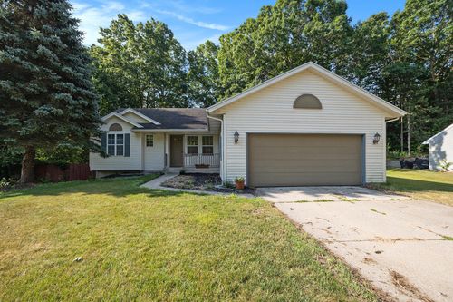 1972 Red Pine Dr, Dorr, MI, 49323-9450 | Card Image