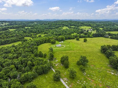 439 Philippi Rd, Wartrace, TN, 37183-3116 | Card Image