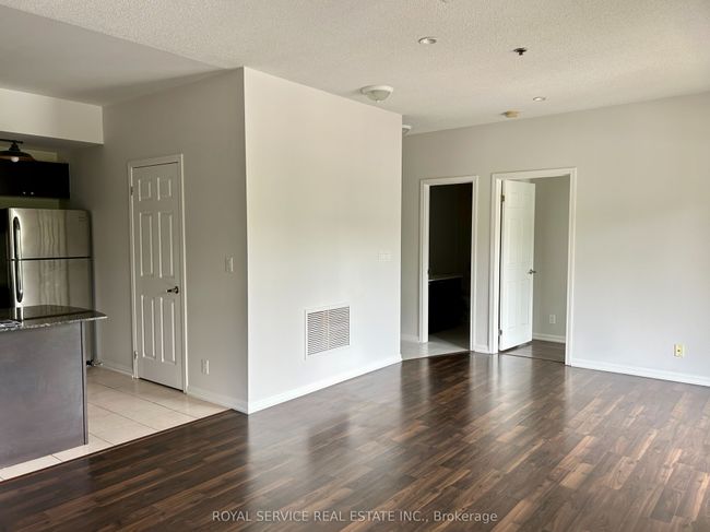 201 - 50 Mill St N, Condo with 2 bedrooms, 2 bathrooms and null parking in Port Hope ON | Image 5