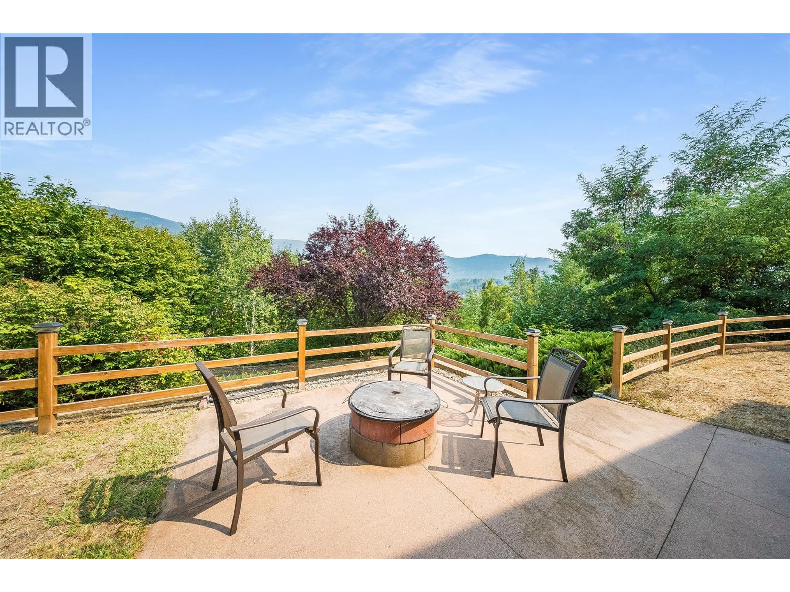 Residential in Castlegar 5