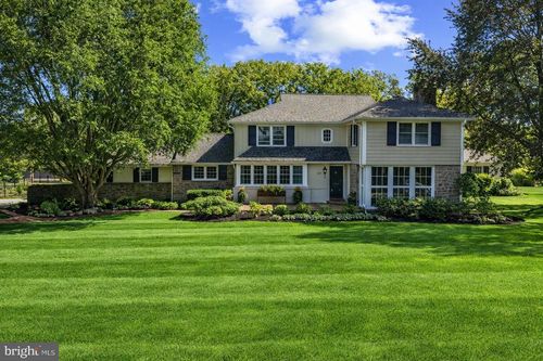 117 S 8th St, MOUNT WOLF, PA, 17347-6751 | Card Image