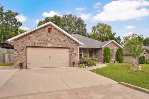 5824 S Geranium Ln, Battlefield, MO, 65619-8700 | Card Image
