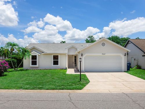7517 38th Street Circle E, SARASOTA, FL, 34243 | Card Image