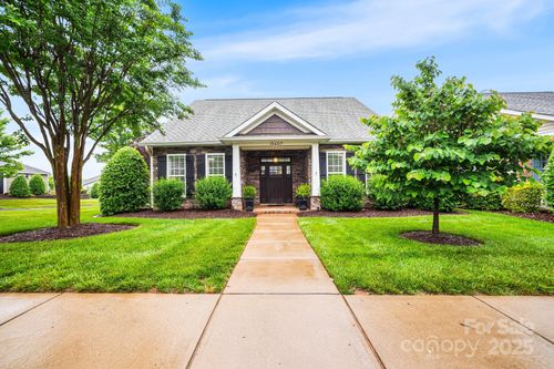 13407 Hazelbrook Ln, Cornelius, NC, 28031-8245 | Card Image