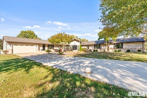 11520 Wayside Meadows Rd, Glenarm, IL, 62536-6538 | Card Image