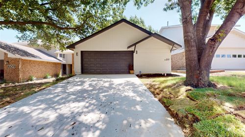 605 Via Miramonte, Mesquite, TX, 75150 | Card Image