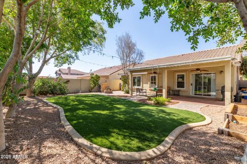 941 W Hudson Way, Gilbert, AZ, 85233-1918 | Card Image