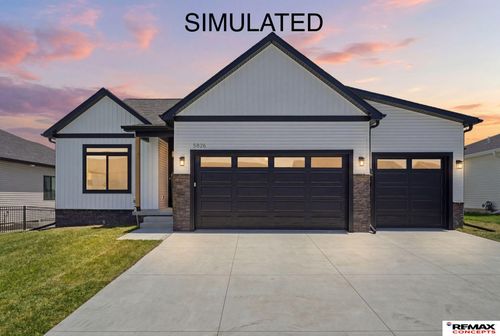 821 Regiment Rd, Lincoln, NE, 68527-1808 | Card Image