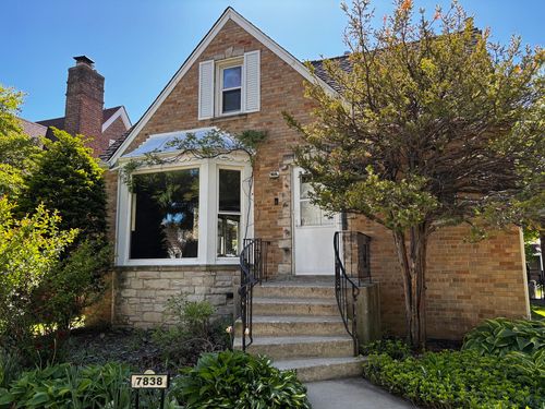 7838 Lowell Ave, Skokie, IL, 60076-3536 | Card Image