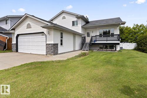 3802 51 Ave, Cold Lake, AB, T9M2B2 | Card Image