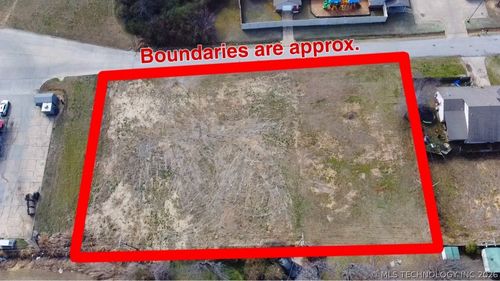 727 E 21st Street, Okmulgee, OK, 74447 | Card Image