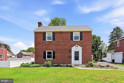 214 Priscilla Ln, ALDAN, PA, 19018-3013 | Card Image