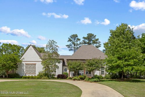 260 Hidden Oaks Dr, Ridgeland, MS, 39157-7000 | Card Image