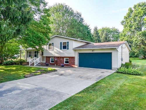 3220 Menough Road, Ravenna, OH, 44266 | Card Image