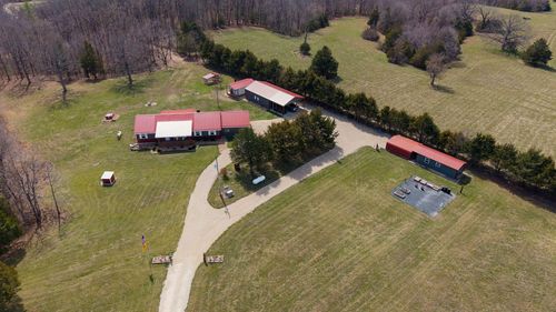 2390 New Hope Rd, Fordland, MO, 65652-9103 | Card Image