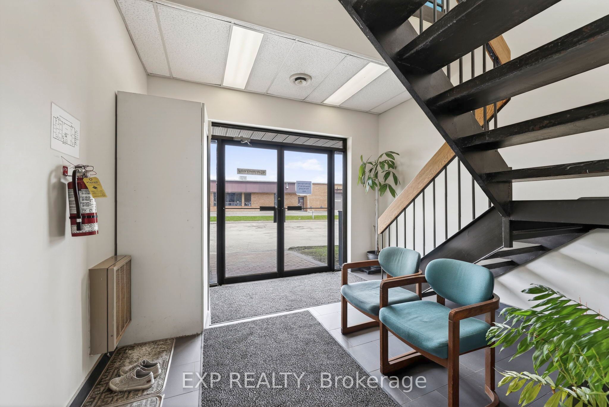 Commercial Sale in Cityview - Parkwoods Hills - Rideau Shore 3