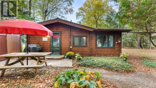 74515 Woodland Dr, Bayfield, ON, N0M1G0 | Card Image