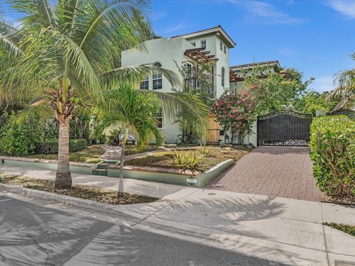 724 Park Pl, West Palm Beach, FL, 33401-7234 | Card Image