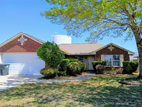 2047 Cornerstone Dr, New Braunfels, TX, 78130-9082 | Card Image