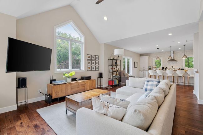859 Excelsior Blvd, House other with 5 bedrooms, 3 bathrooms and null parking in Excelsior MN | Image 8